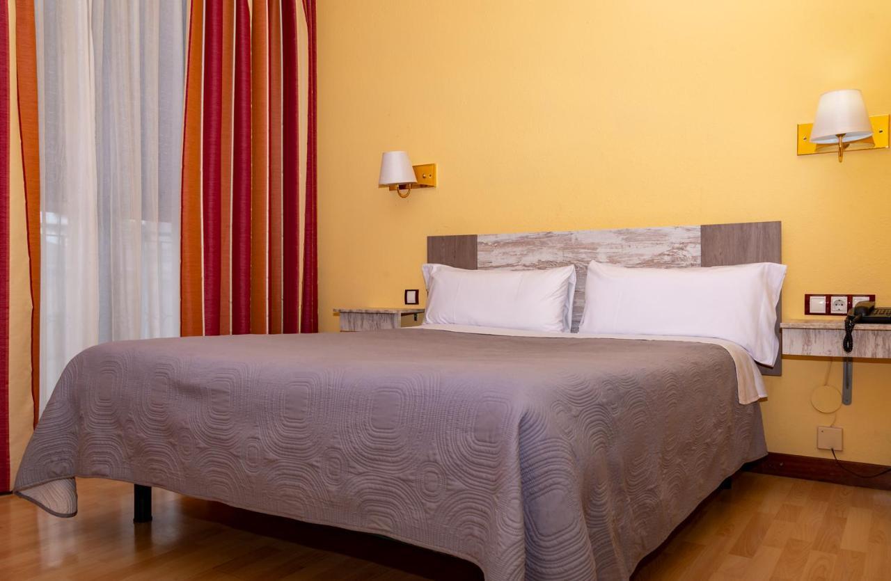 Hotel Tibur Zaragoza Dış mekan fotoğraf