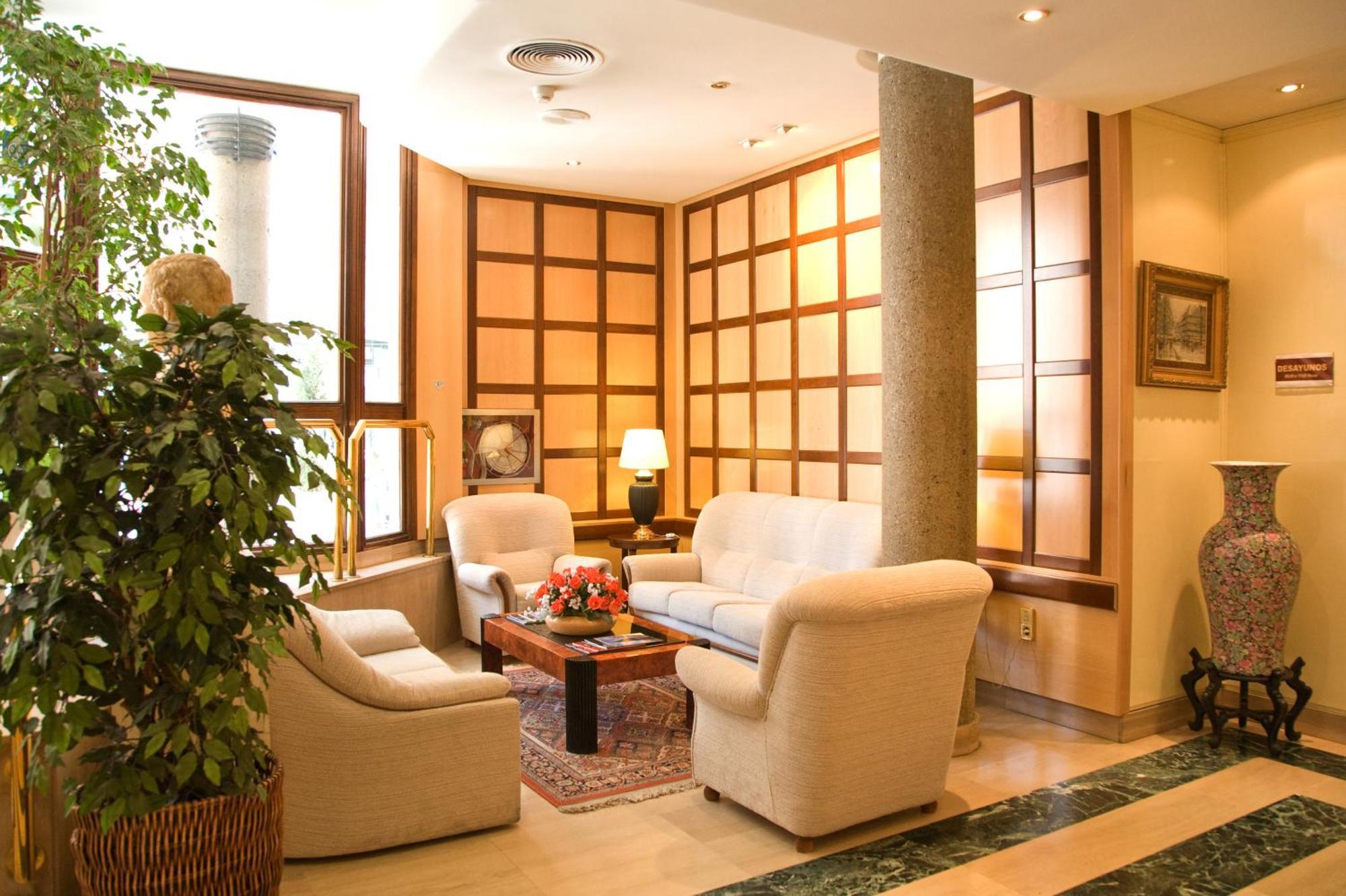 Hotel Tibur Zaragoza Dış mekan fotoğraf
