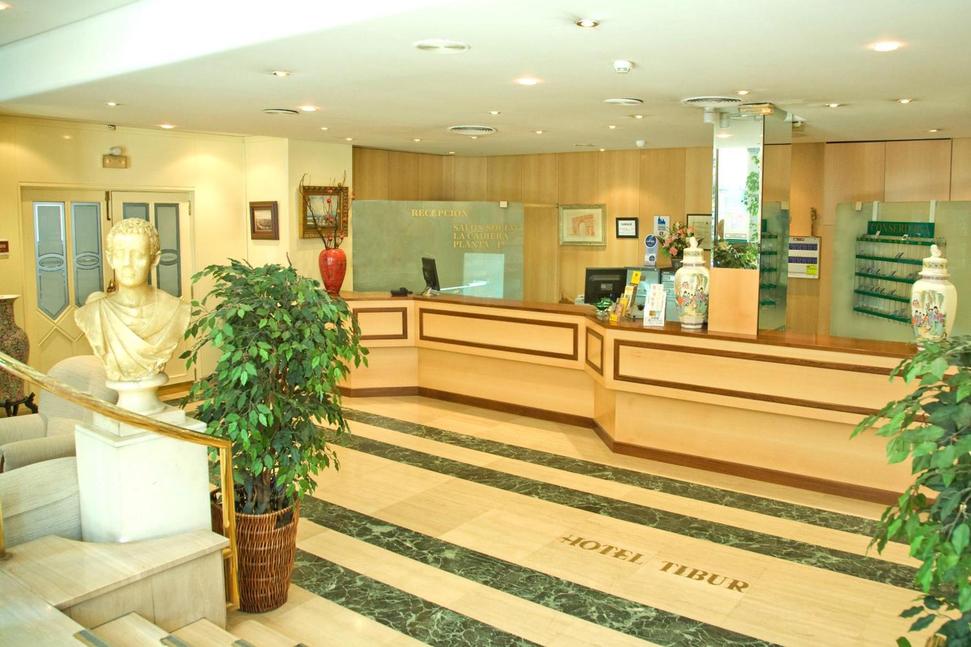 Hotel Tibur Zaragoza Dış mekan fotoğraf