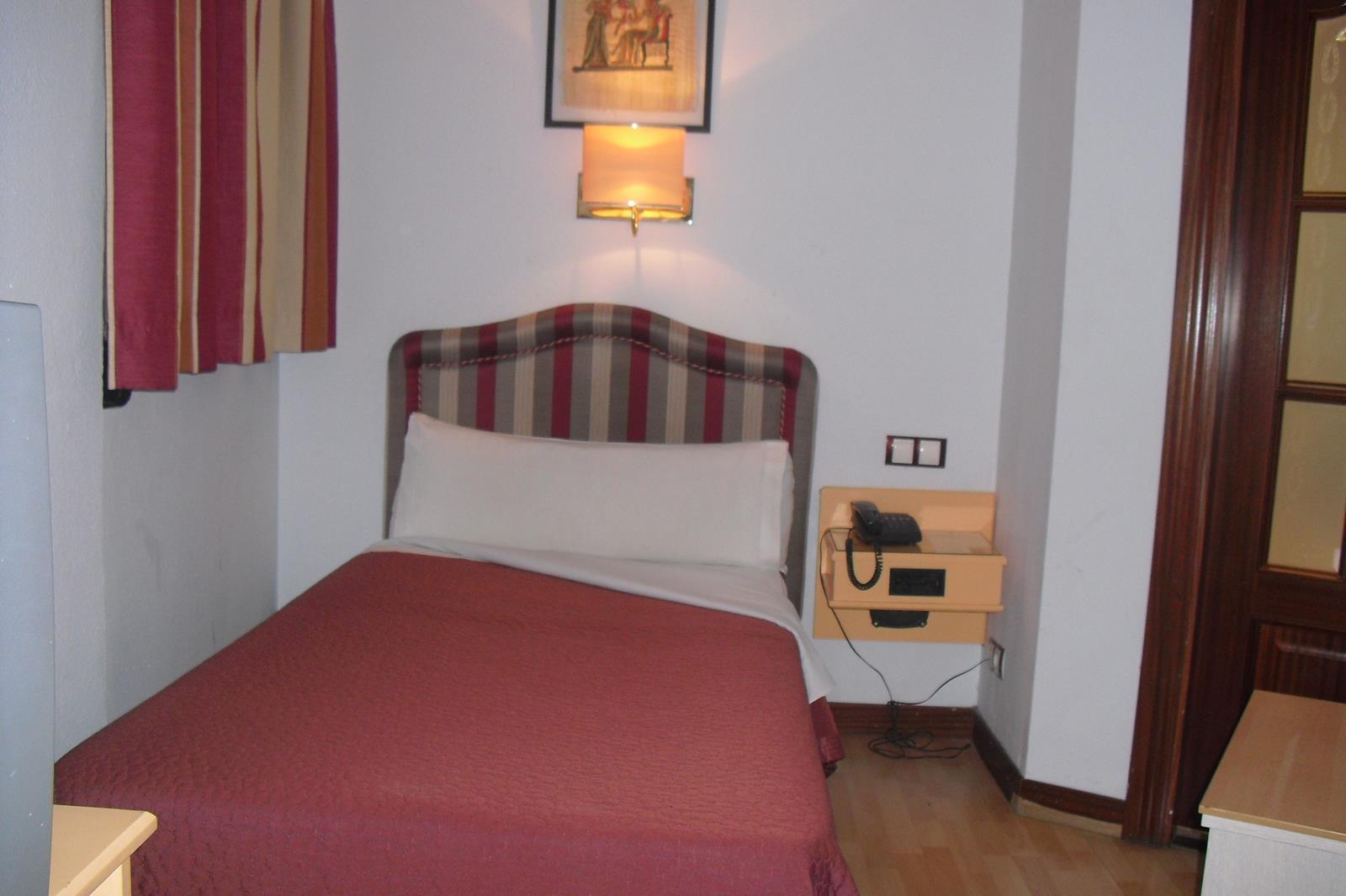 Hotel Tibur Zaragoza Dış mekan fotoğraf