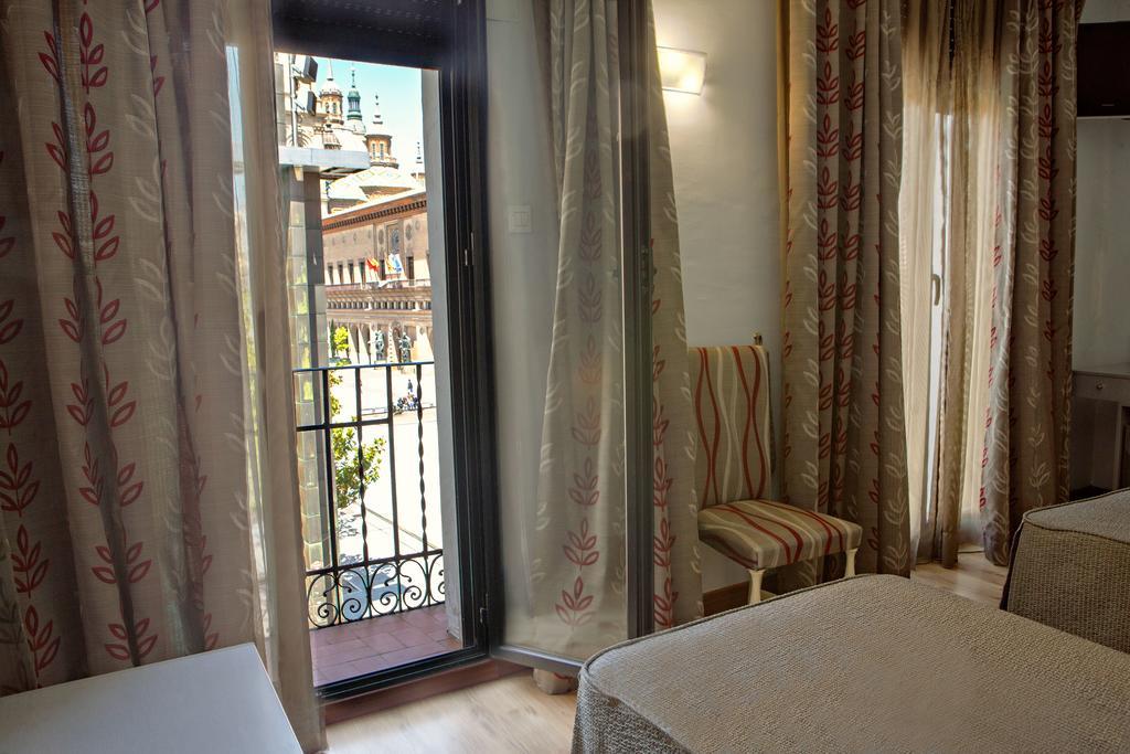 Hotel Tibur Zaragoza Dış mekan fotoğraf
